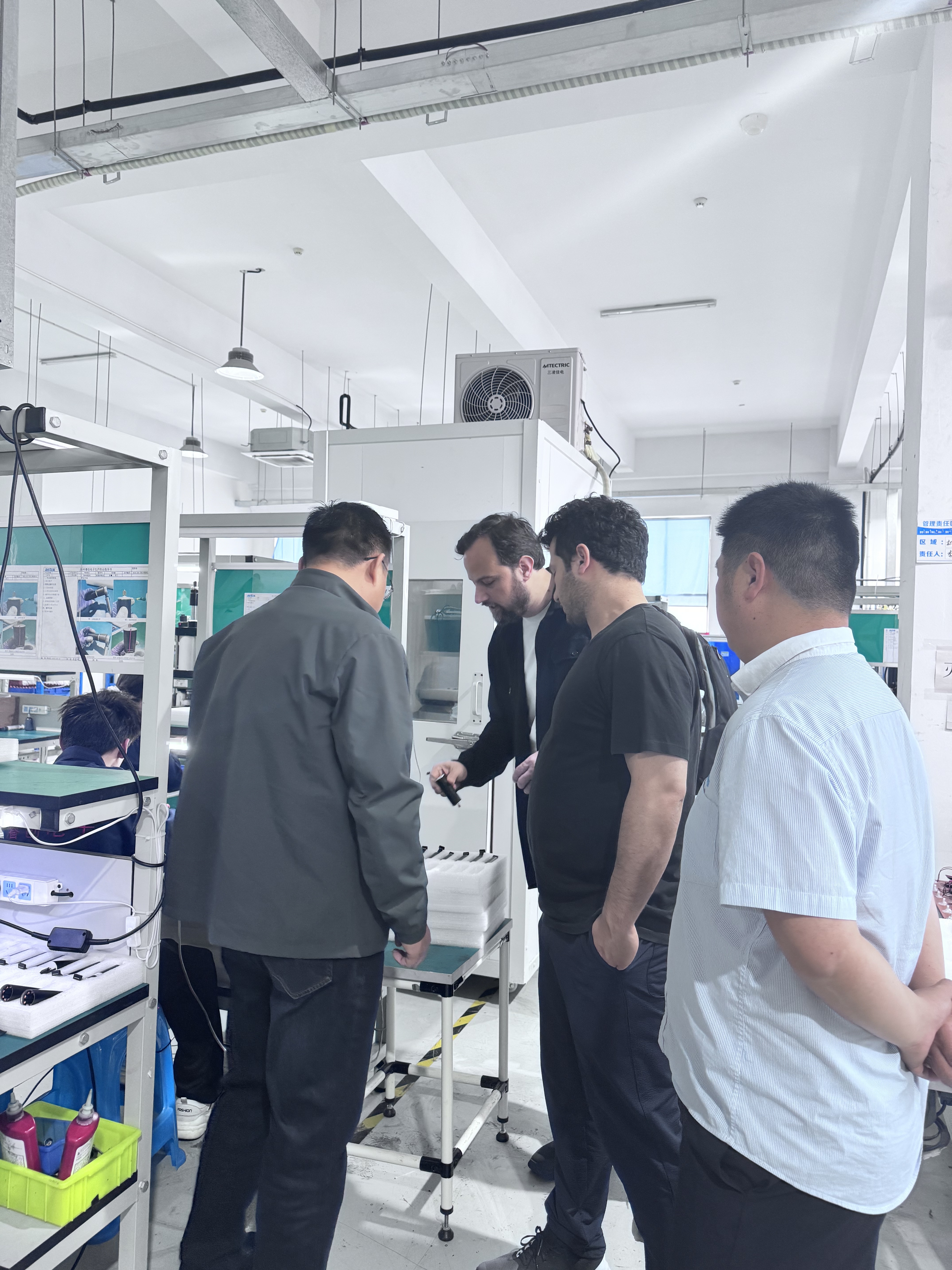 Laatste bedrijfsblogs Turkse klanten bezochten Jiangsu Retek Motion Co., Ltd. om mogelijke samenwerking te bespreken